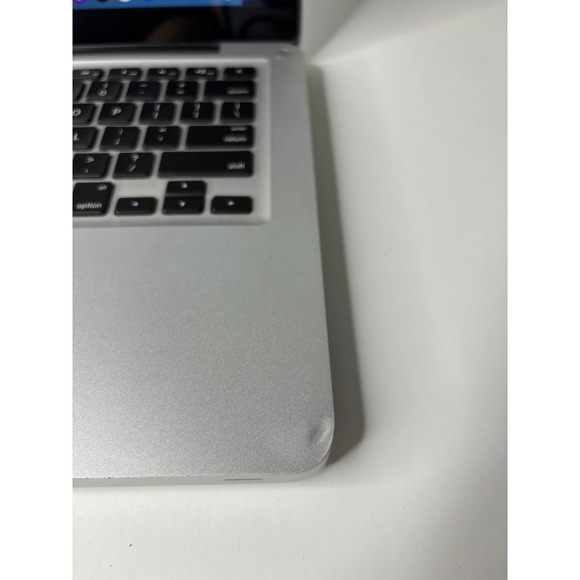 MacBook Pro (13inch, mid 2012) intel core i5, 8gb EXCELLENT - Picture 4 of 6